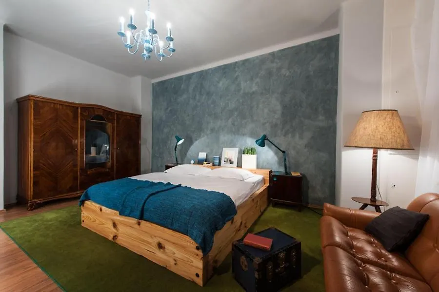 Europe Heart Apartment For 9 布达佩斯