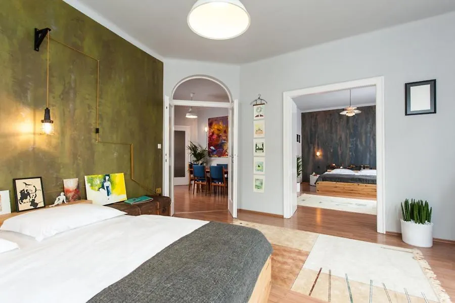 Europe Heart Apartment For 9 Βουδαπέστη 0*,  Ουγγαρία